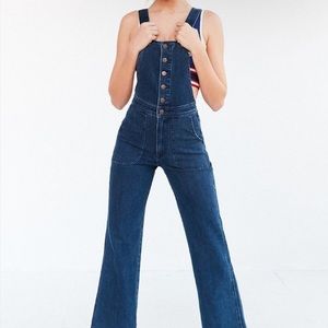 ISO  WRANGLER HIGH RISE BELL BOTTOM OVERALLS